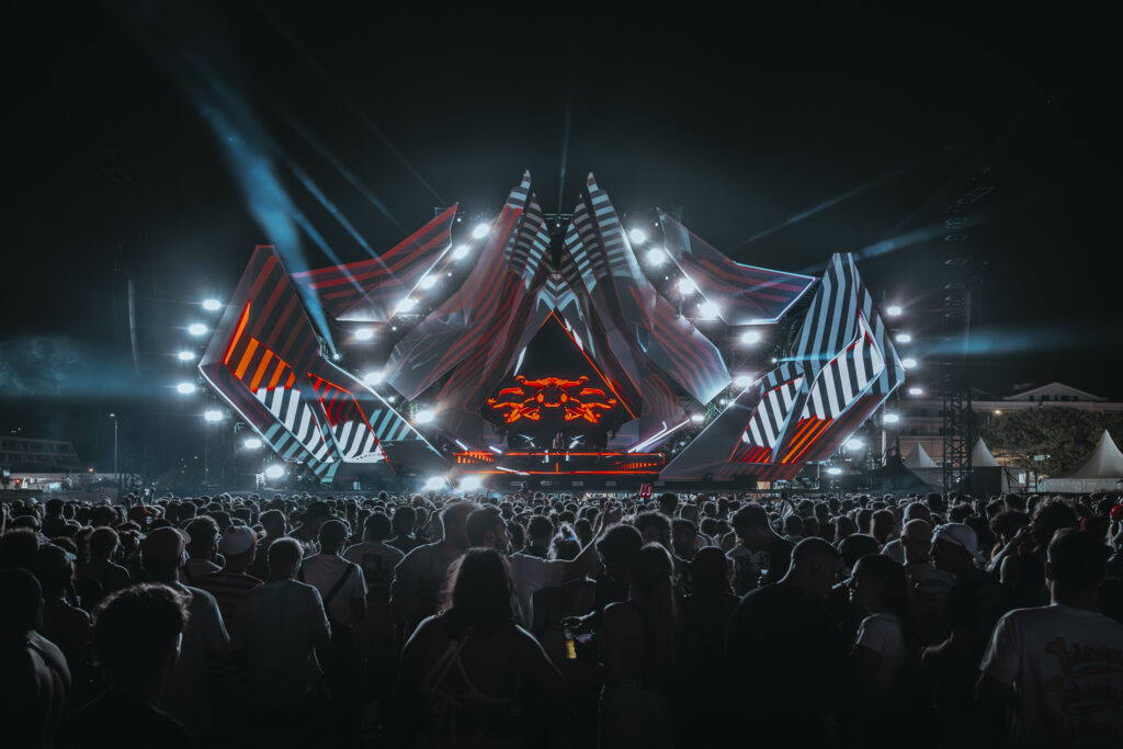 Copie-de-WEB_20240907_DELTAFESTIVAL_BRINAKNAUSS_APOLLINECORNUET-11